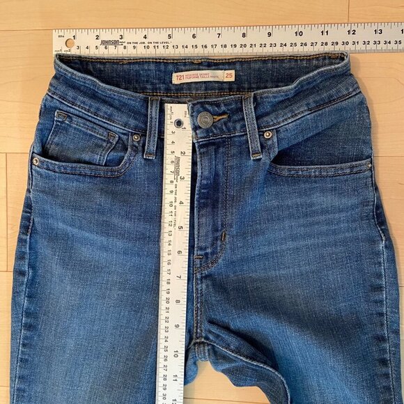 Levis Womens 721 High Rise waist Skinny Jeans Size 25 Blue Denim flattering sexy - Picture 9 of 11